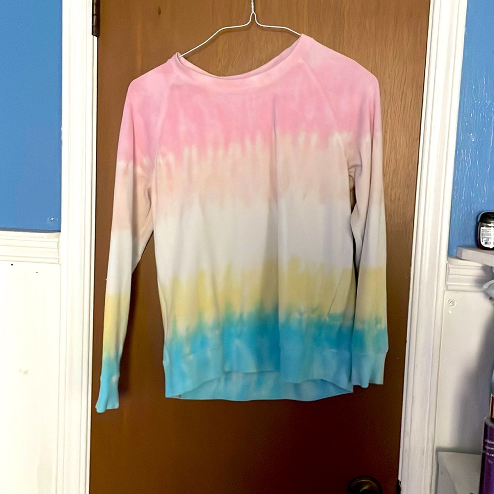 Old Navy tie dye sweat shirt